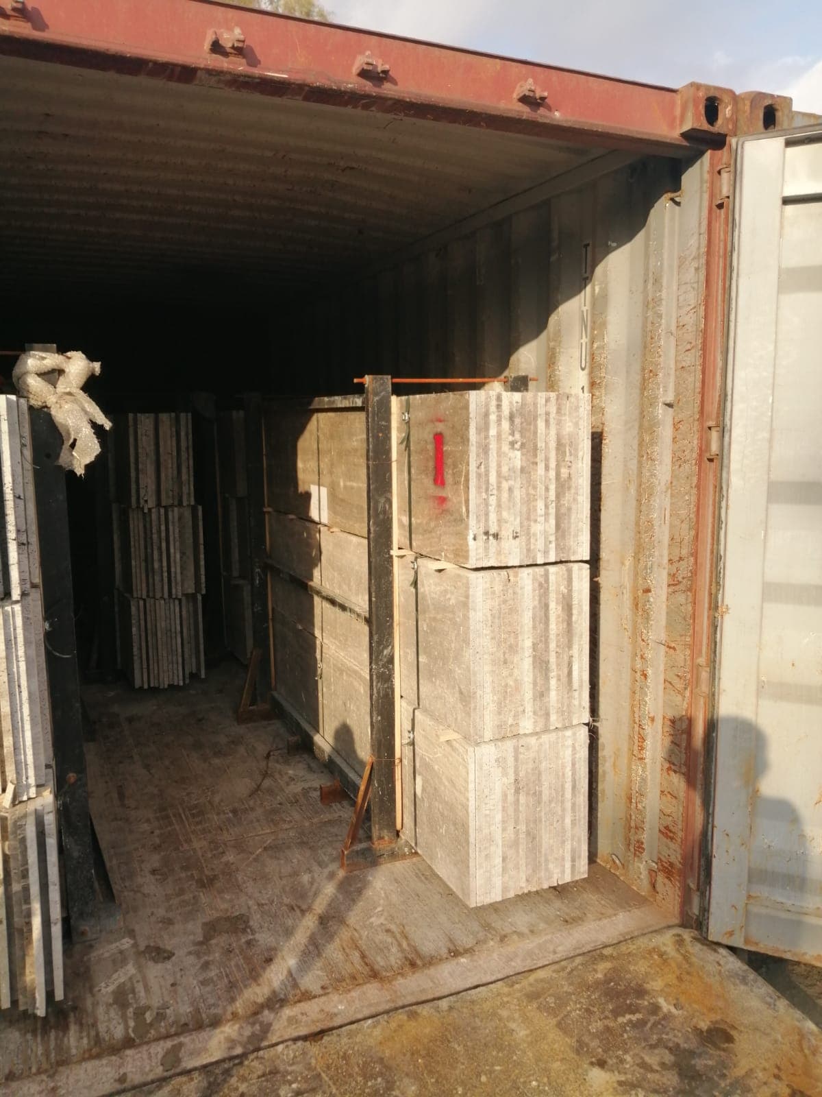 Silver Travertine — Turkish natural stone shipment loaded at Mersin, TR for Sotogrande, ES Silver Travertine — Turkish natural stone shipment loaded at Mersin, TR for Sotogrande, ES